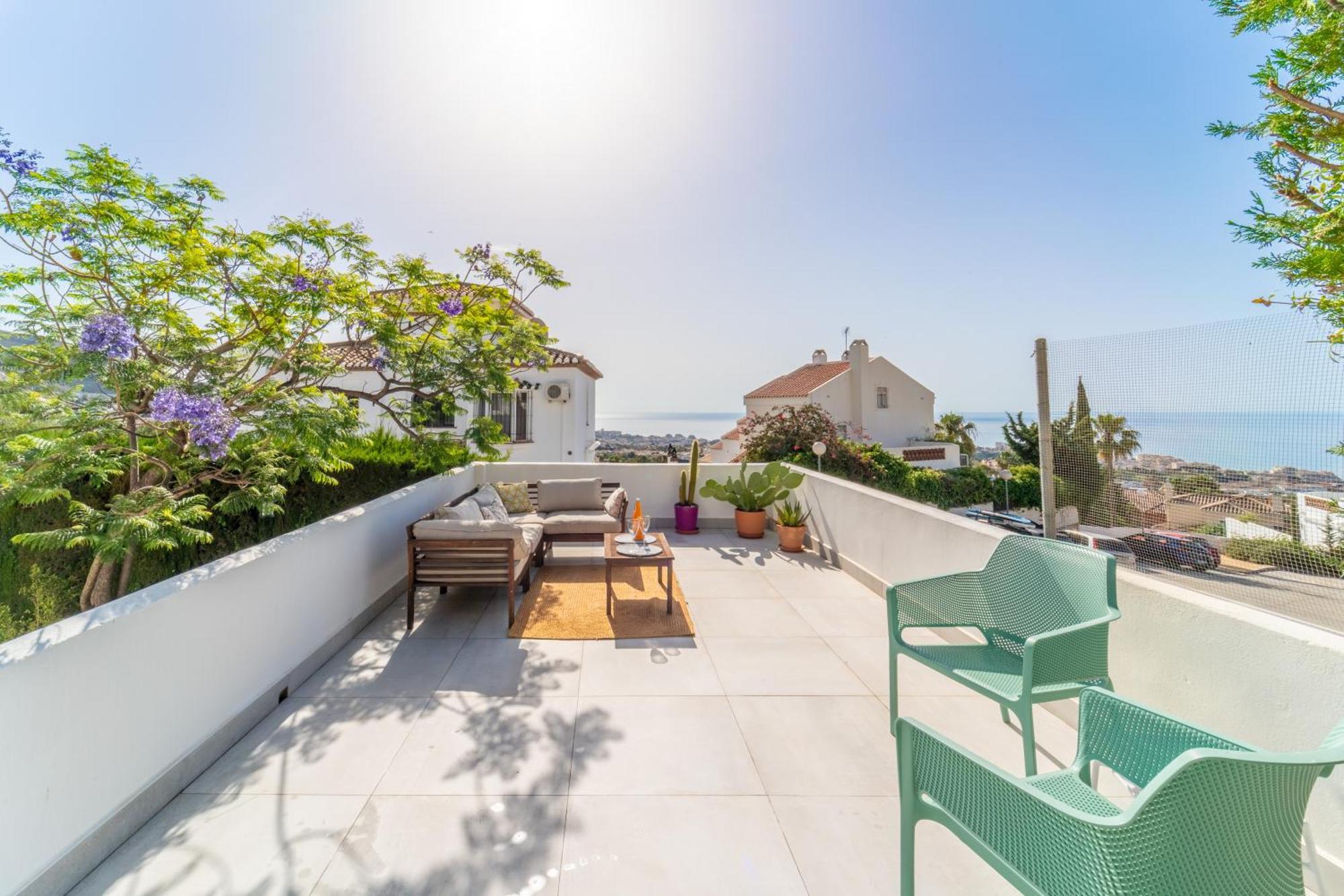 A Terrace With Sea View, 2 Bedrooms Apartment In 베날마데나코스타 외부 사진